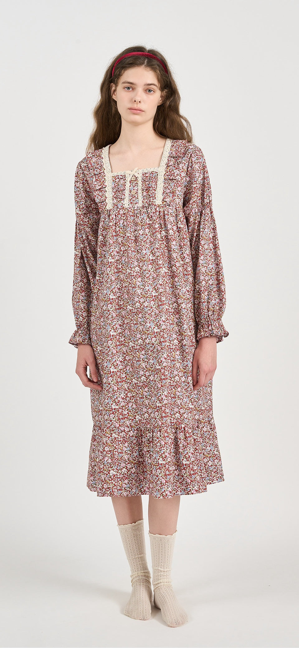 [ULLALA] Henné Long Sleeve Nightdress Red