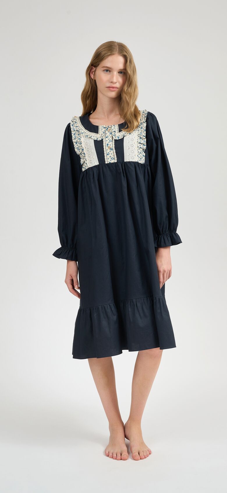 Como Long Sleeve Nightdress