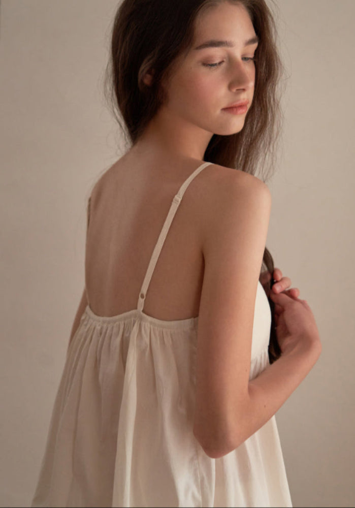 [ULLALA] Airy Sleeveless Top Cream